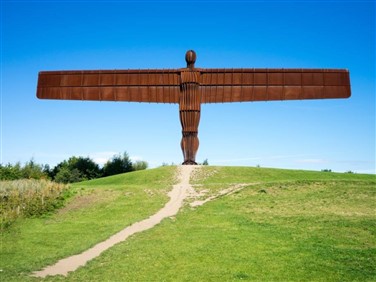 <img src="angelofthenorth1©shutterstock.jpeg" alt="Angel of the North ©Shutterstock"/>