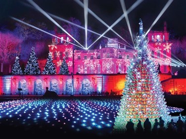 <img src="blenheimpalacelighttrailchrismas.jpeg" alt="Blenheim Palace Christmas Lights"/>
