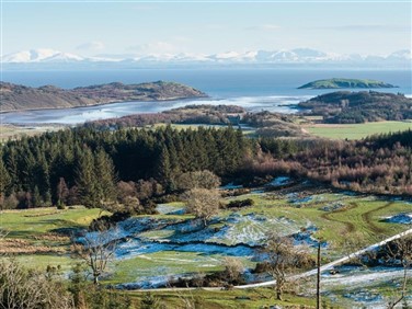 <img src="dumfries&galloway1©shutterstock.jpeg" alt="Dumfries & Galloway ©Shutterstock"/>