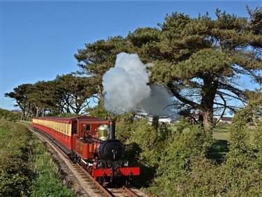 <img src="isleofmanrailway1©iomsteamrailway.jpeg" alt="Isle of Man Steam Railway"/>