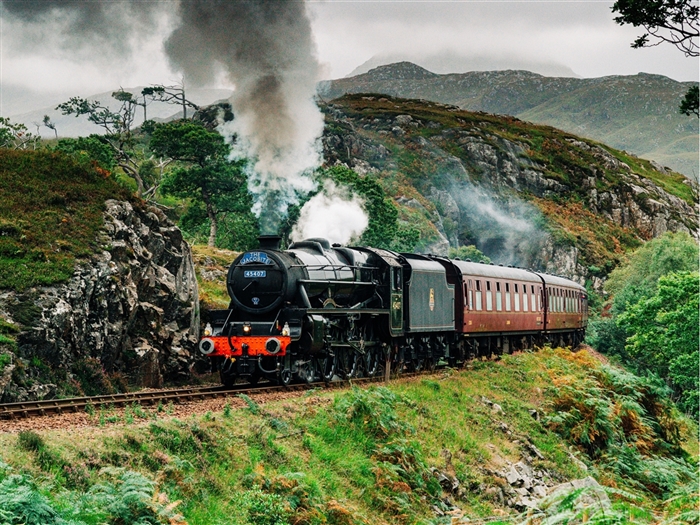 <img src="jacobite1©shutterstock.jpeg" alt="Jacobite ©Shutterstock"/>