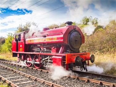 <img src="stephensonsteamrailway©shutterstock.jpeg" alt="Stephenson Steam Railway ©Shutterstock"/>