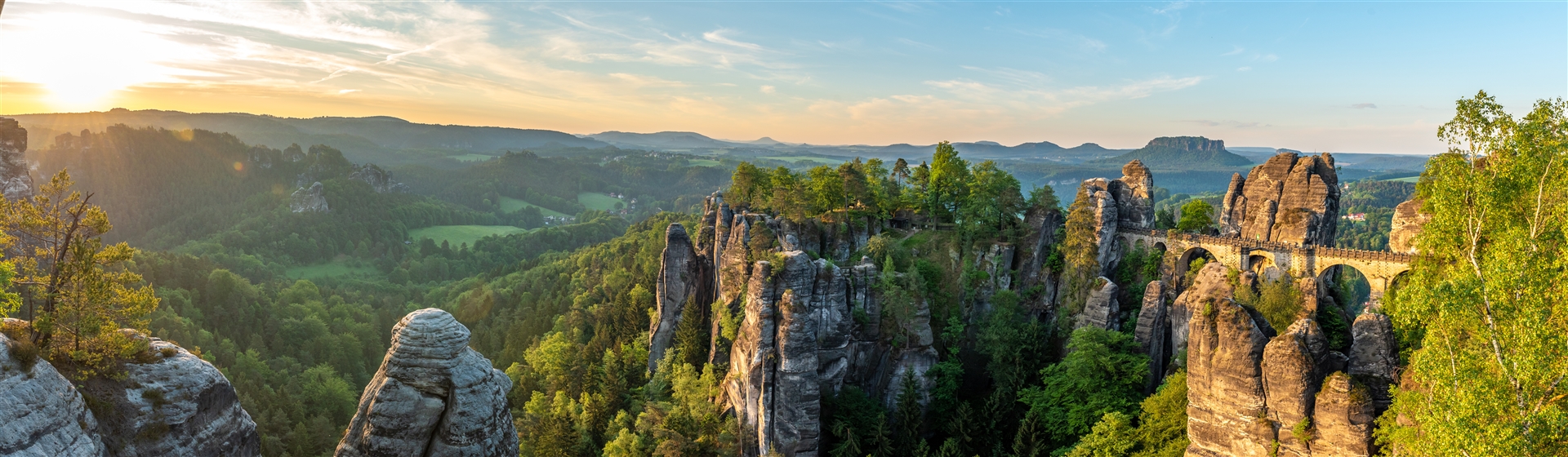 <img src="basteibridge4©adobestock.jpeg" alt="Bastei Bridge"/>