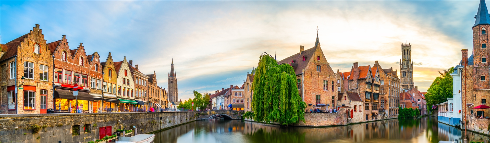 <img src="brugeslandscape3©shutterstock.jpeg" alt="Bruges"/>