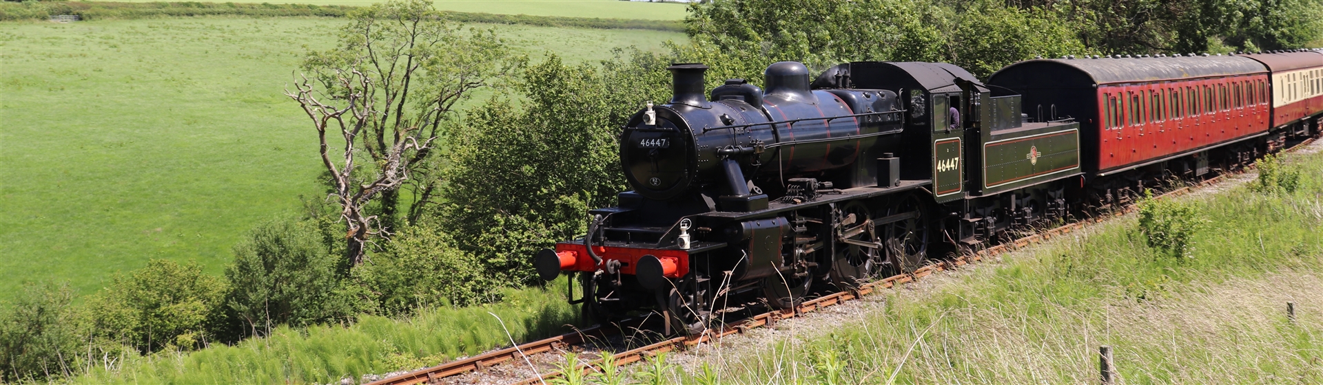 <img src="eastsomersetrailway©shutterstock.jpeg" alt="East Somerset Railway ©Shutterstock"/>