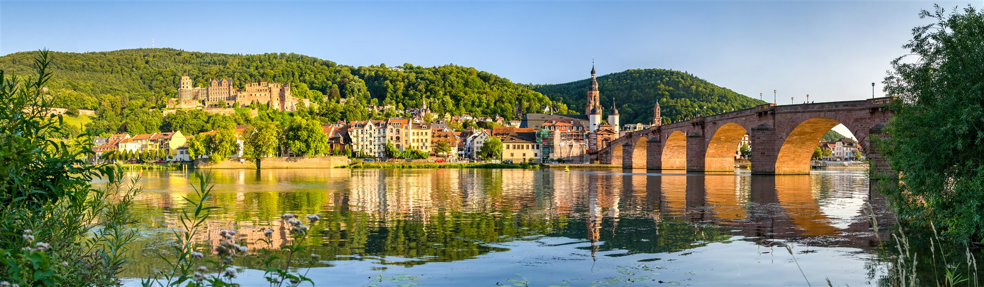 <img src="heidelberg1©shutterstock.jpeg" alt="Heidelberg ©Shutterstock"/>