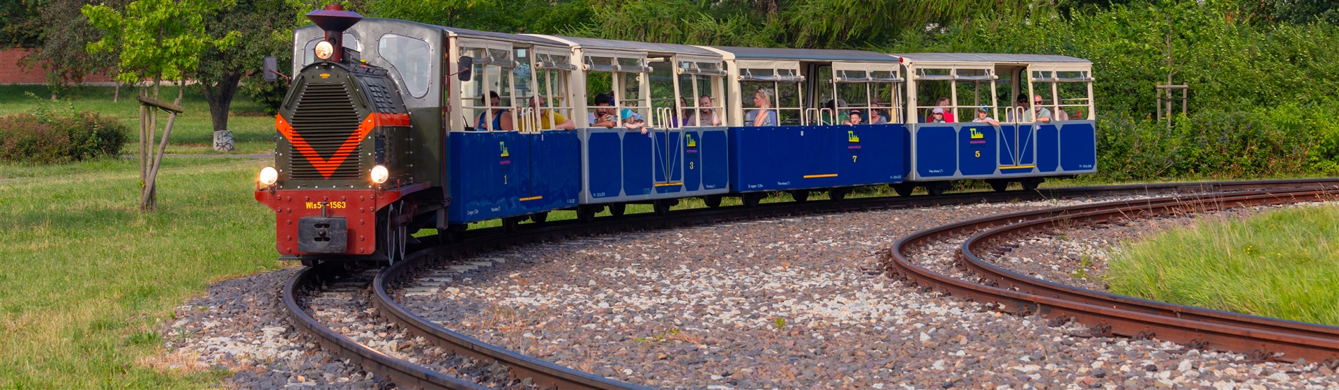 <img src="maltankaparkrailway©pavelkavalenkau,dreamstime.jpeg" alt="Maltanka Park ©Dreamstime"/>