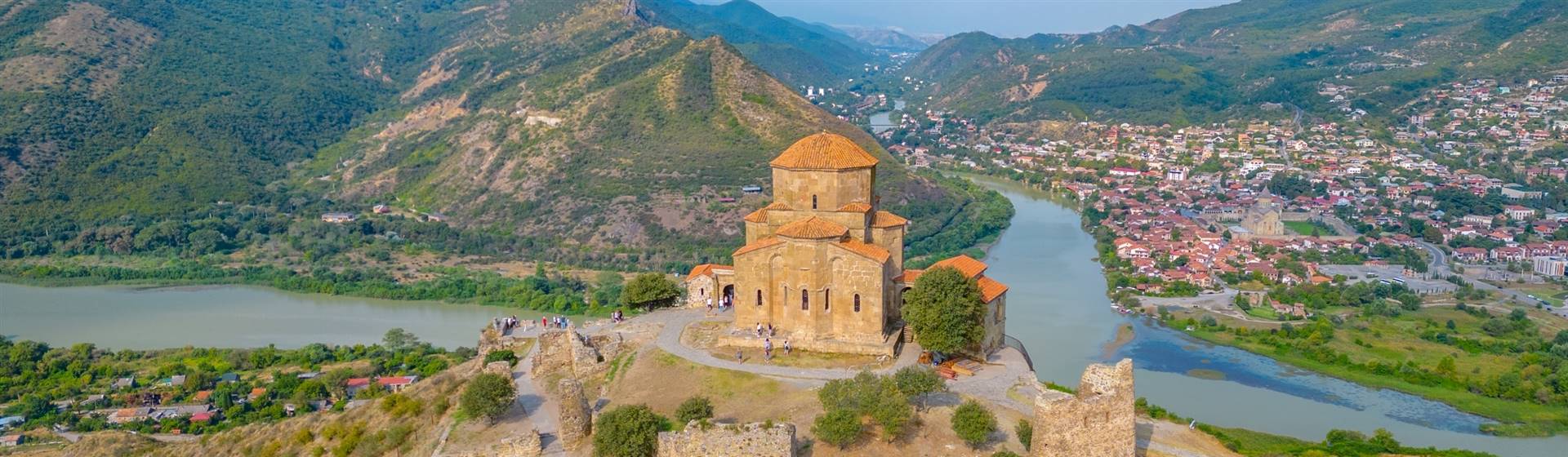 <img src="mtskhetasvetitskhovelicathedraljvarimonasteryrivers©shutterstock.j" alt="Mtskheta Cathe"/>