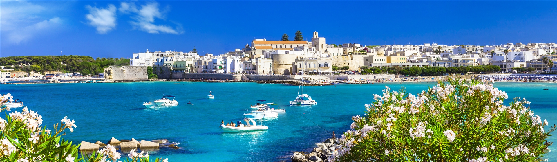 <img src="otranto©shutterstock.jpeg" alt="Otranto ©Shutterstock"/>