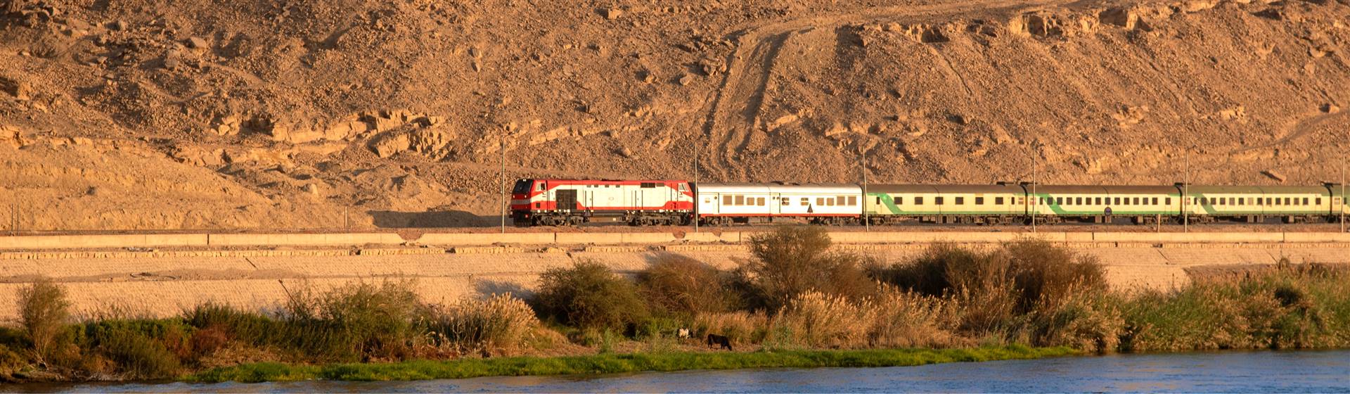 <img src="sleepertrainaswanandcairo©shutterstock.jpeg" alt="Sleeper Train - Aswan and Cairo"/>
