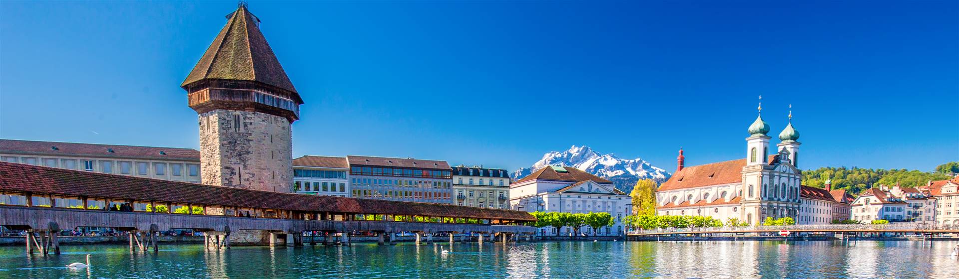 <img src="swsta2021-shutterstock_1016447683.jpeg" alt="Lake Lucerne"/>
