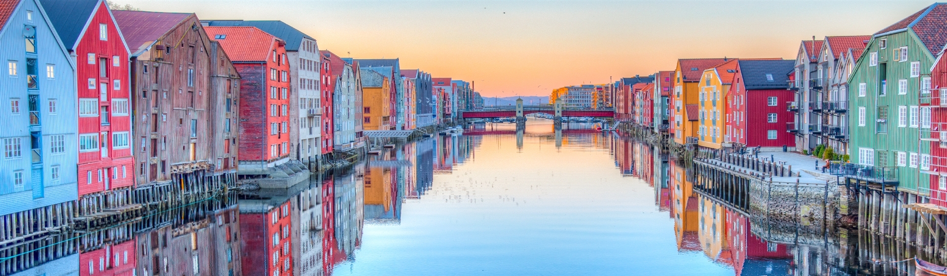 <img src="trondheim1©shutterstock.jpeg" alt="Trondheim ©Shutterstock"/>