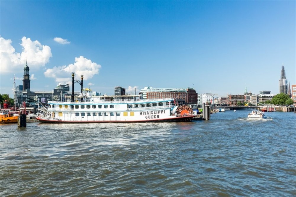 Hamburg Elbe Ferry Steam © Shutterstock