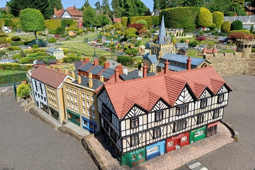 Bekonscot Model Village ©Henry Allum
