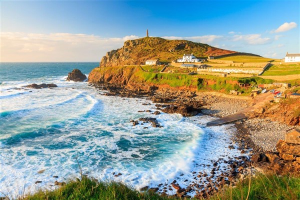 Cape Cornwall ©Shutterstock