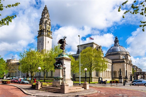 Cardiff ©Shutterstock