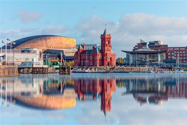 Cardiff ©Shutterstock