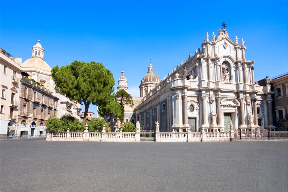 Catania, Cathedral of St Agatha ©Shutterstock