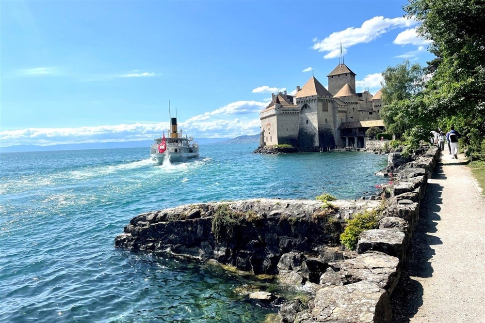 Chateau Chillon1 ©Summer Phillips