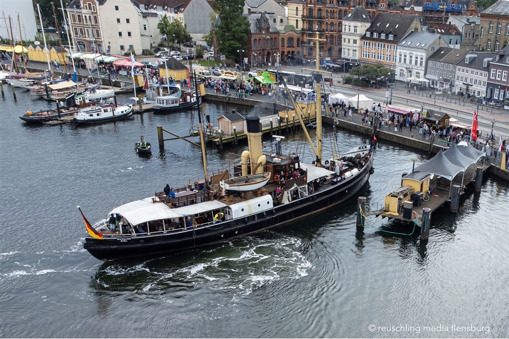 Dampf Rundum1 ©Reuschling Media, Flensburg
