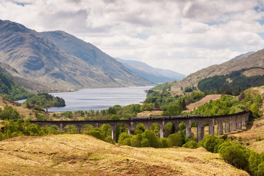 Glenfinnan Viaduct ©Shutterstock