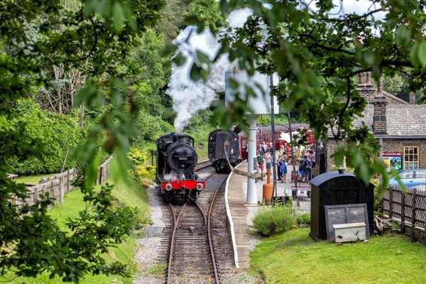 Keighley & Worth Valley Railway ©CS-Oxenhope