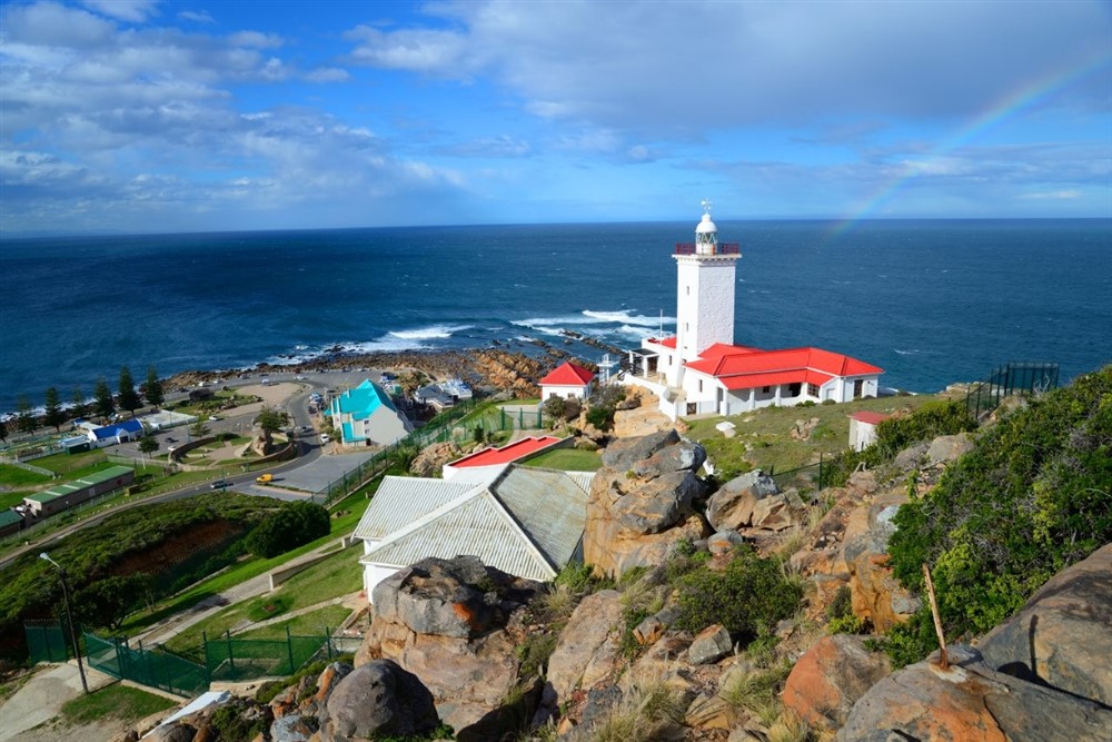 Mossell Bay Lighthouse © Shutterstock