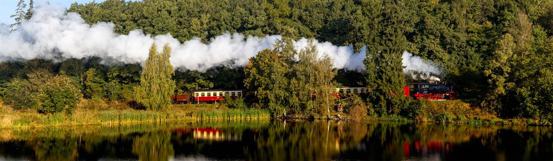 <img src="germansteamtrain-shutterstock.jpeg" alt="HSB Train"/>